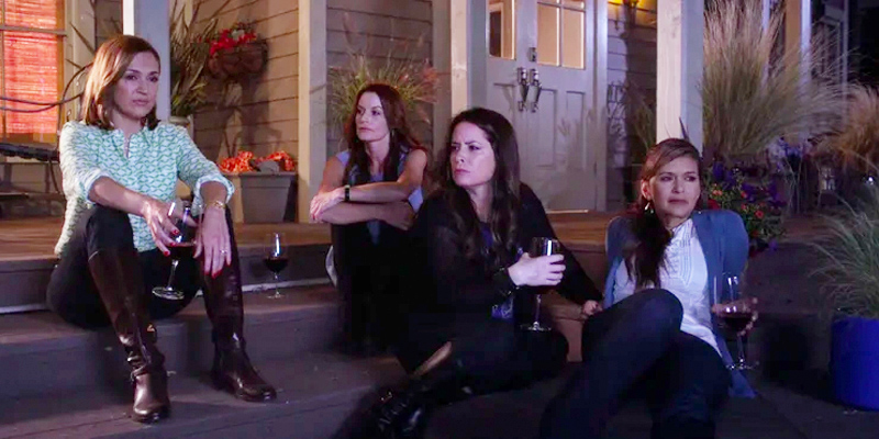 Pop Culture Fix: The “Pretty Little Liars” Moms Are Getting Drunk and Starting a Rewatch Podcast