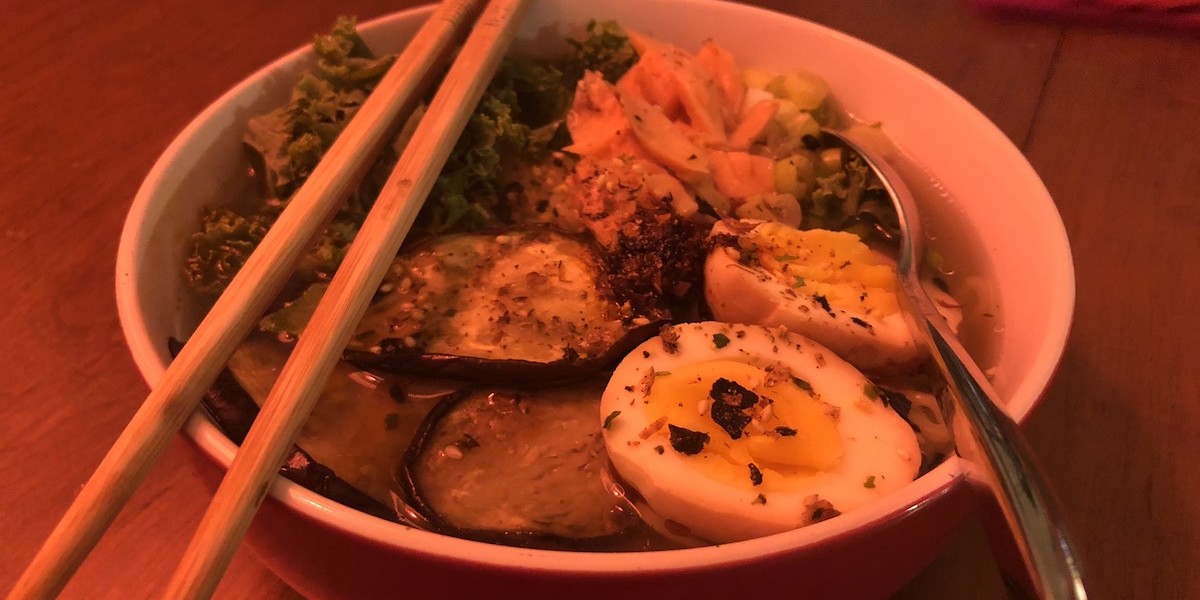The Dyke Kitchen: Top Your Instant Ramen