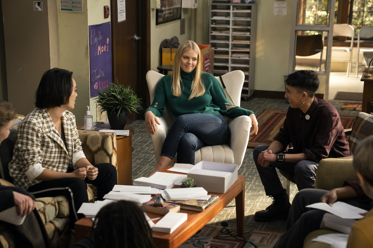 HBO Max lesbian streaming guide: Leighton at a queer club meeting