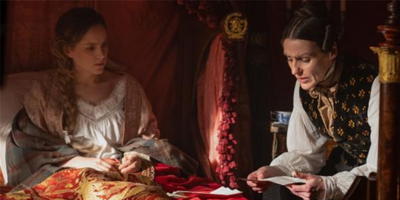 Anne Lister reads Ann Walker a letter in bed