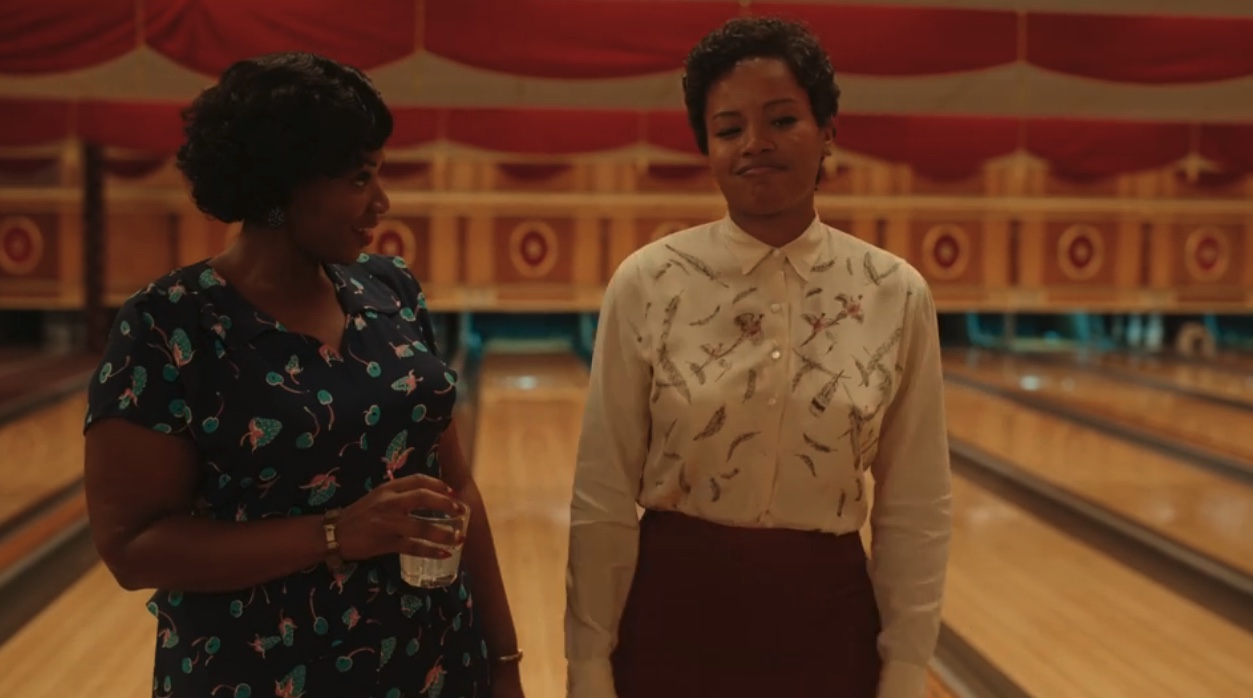 Max and her aunt at the bowling alley talking about living an openly gay life