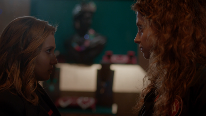 Vampire Academy: Mia and Meredith exchange sad looks in the street