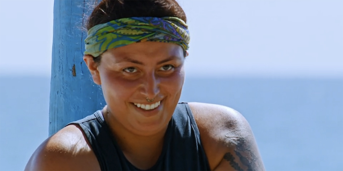 Karla Cruz Godoy grinning while competing in a challenge in Survivor, Season 43 Episode 9