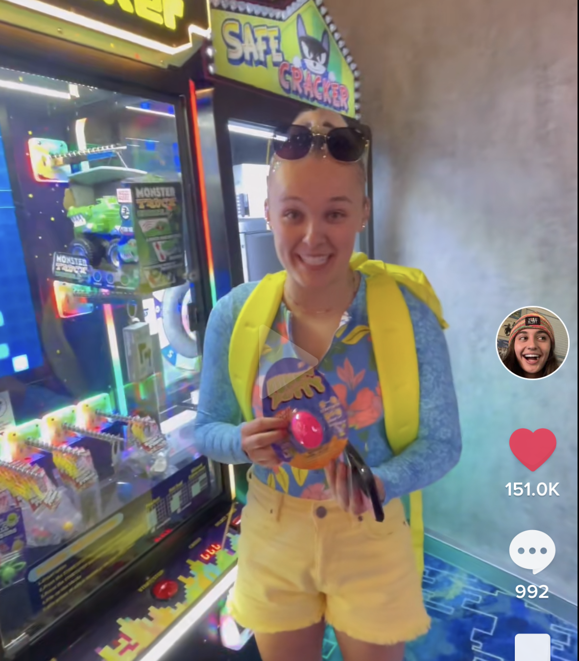 JoJo on a cruise giving Avery a present