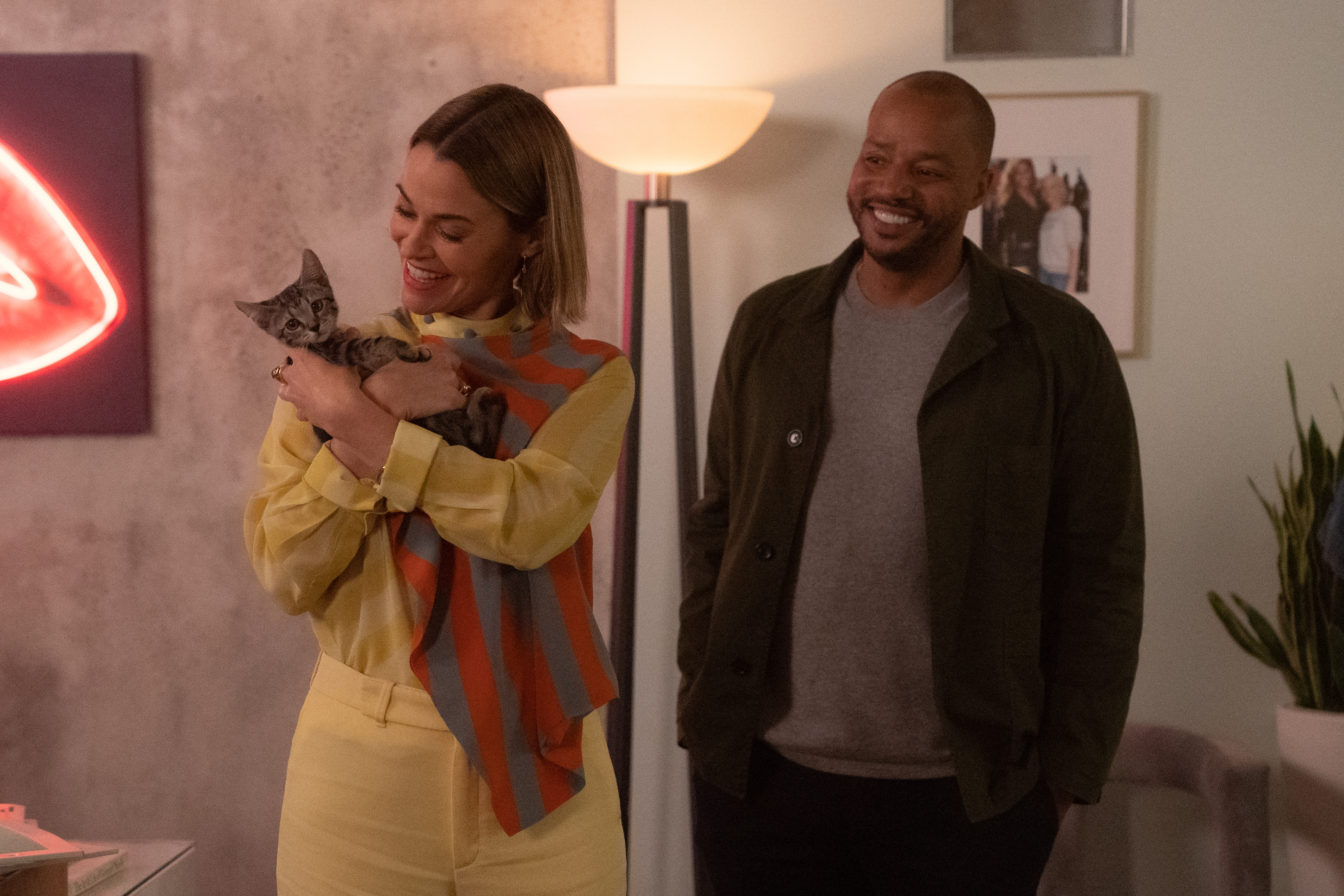 (L-R): Leisha Hailey as Alice and Donald Faison as Tom in THE L WORD: GENERATION Q, "Little Boxes". Photo Credit: Nicole Wilder/SHOWTIME.