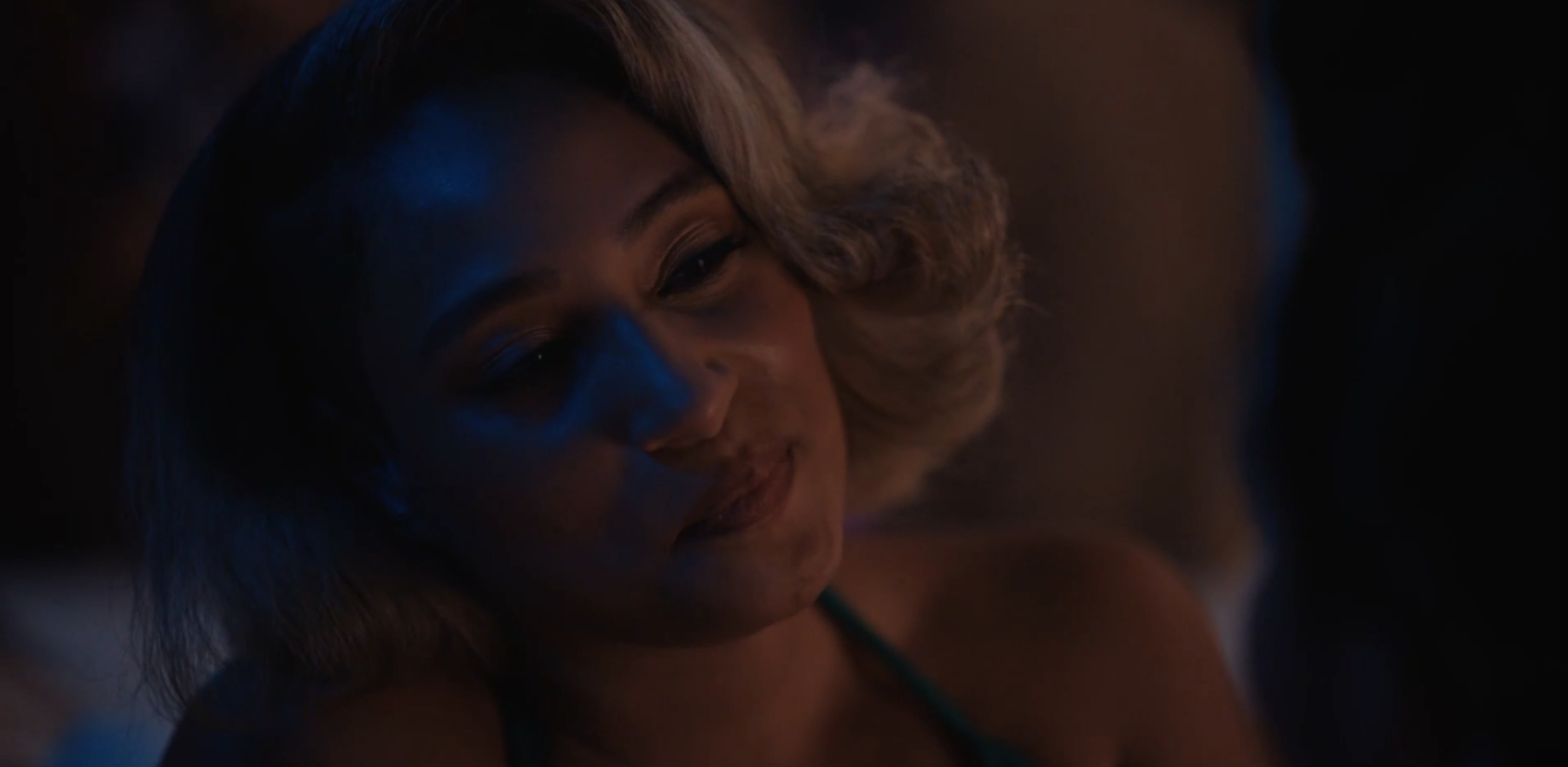 Sophie talking to Dre