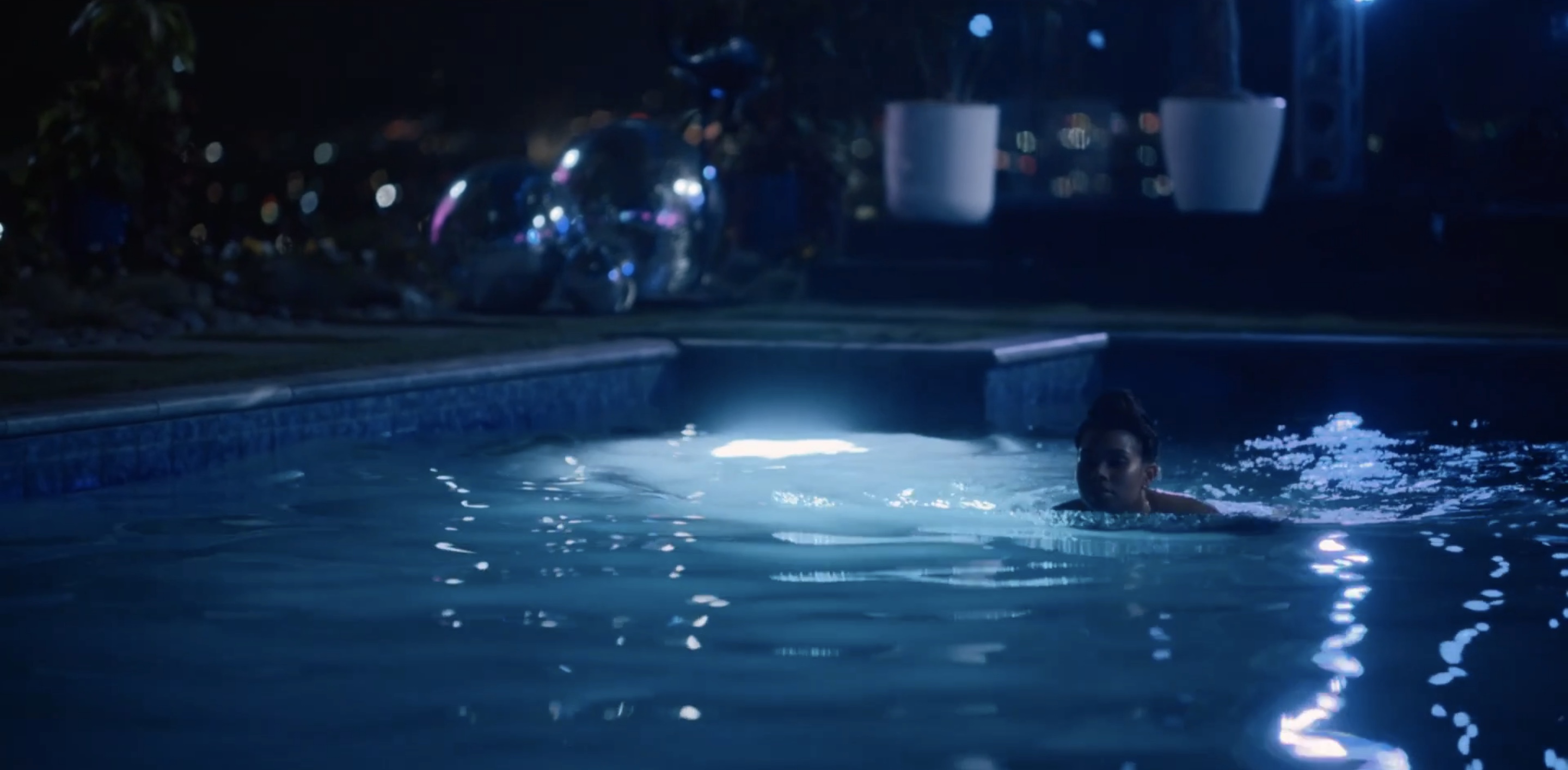 Dre in the pool