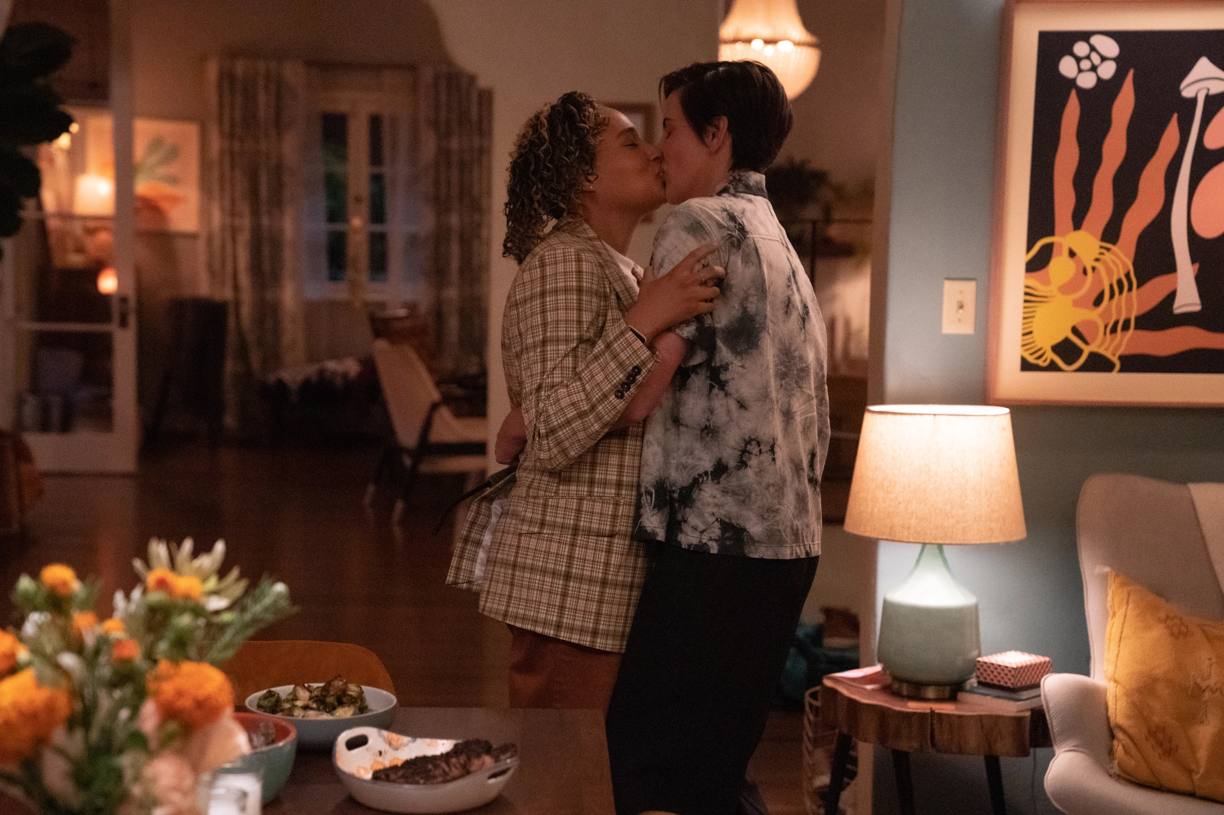 Finley and Sophie kiss on The L Word: Generation Q