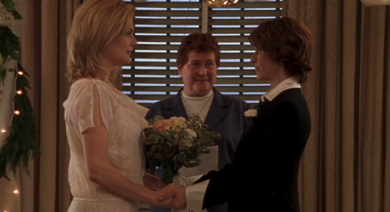 Lindsay and Mel at the altar in Queer as Folk