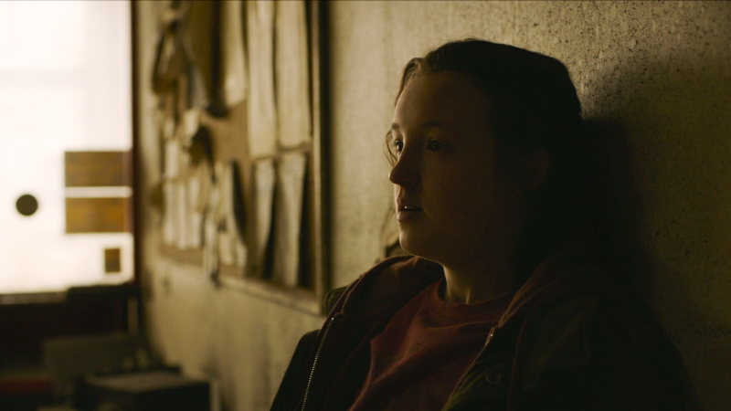 The Last of Us: Ellie hides and cries