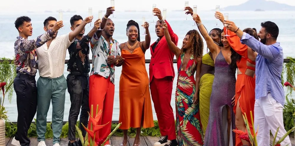 everybody on the couple to throuples show cheersing