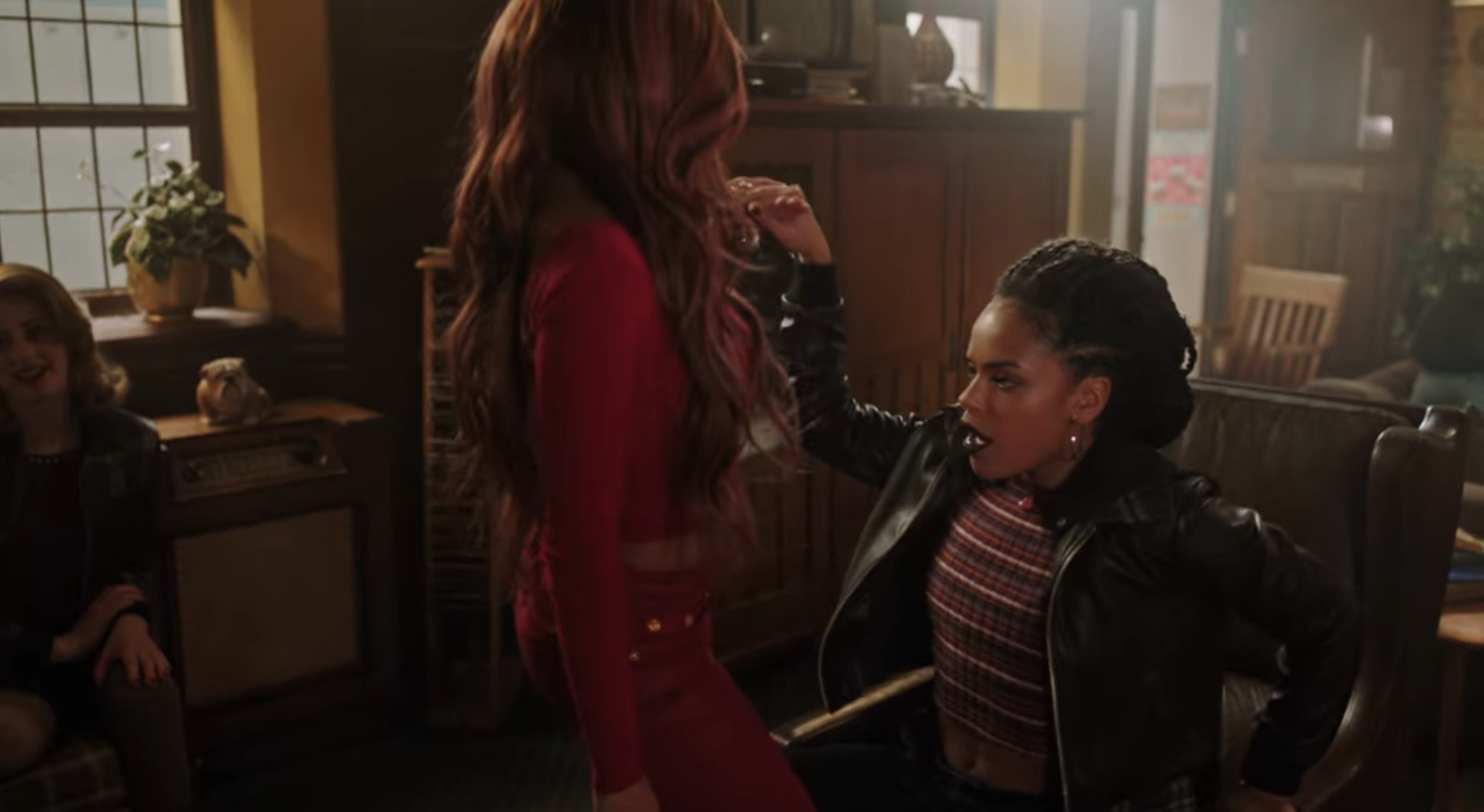 Toni and Peaches dancing in Riverdale
