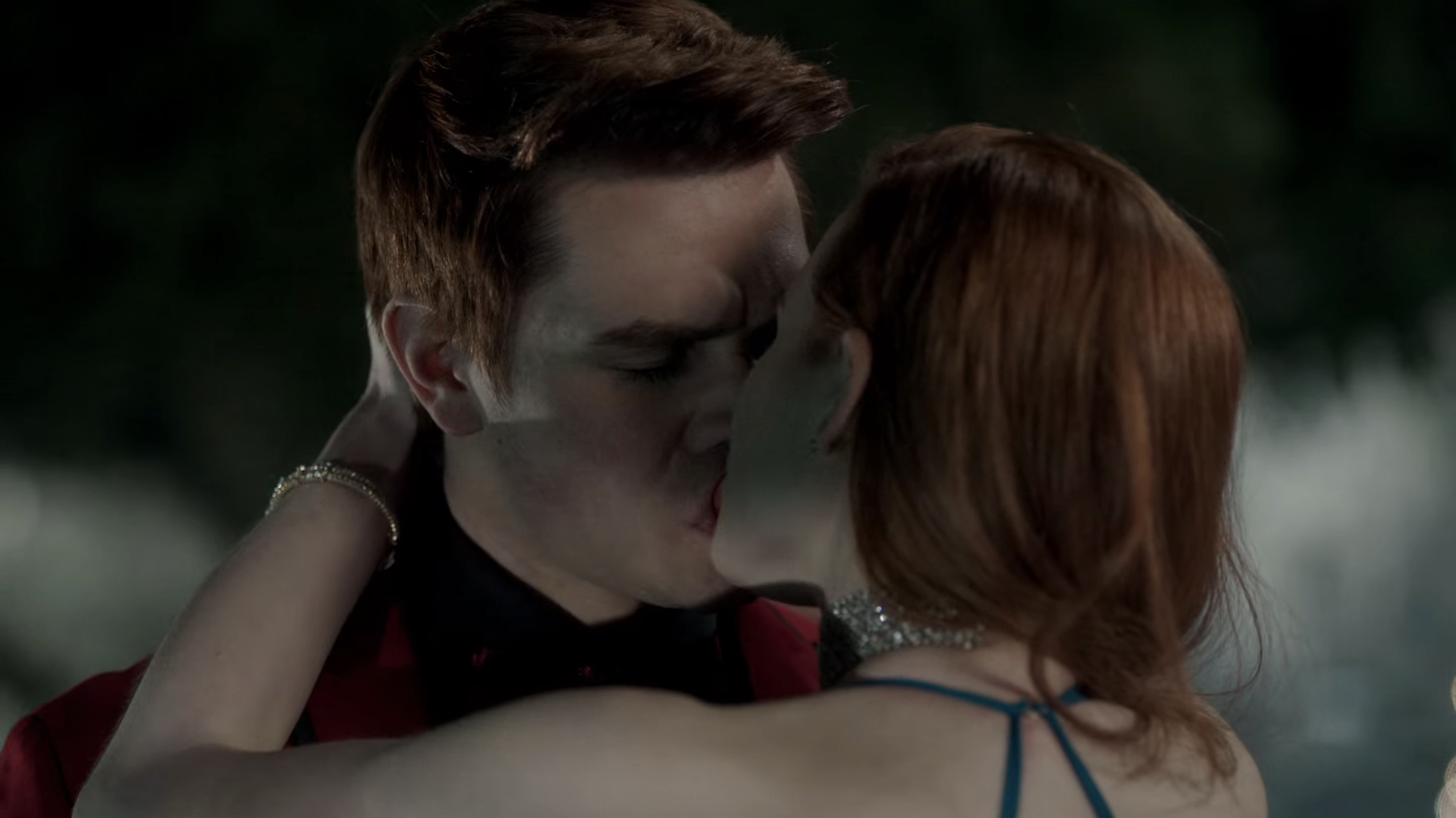 Cheryl kisses Archie in the snow