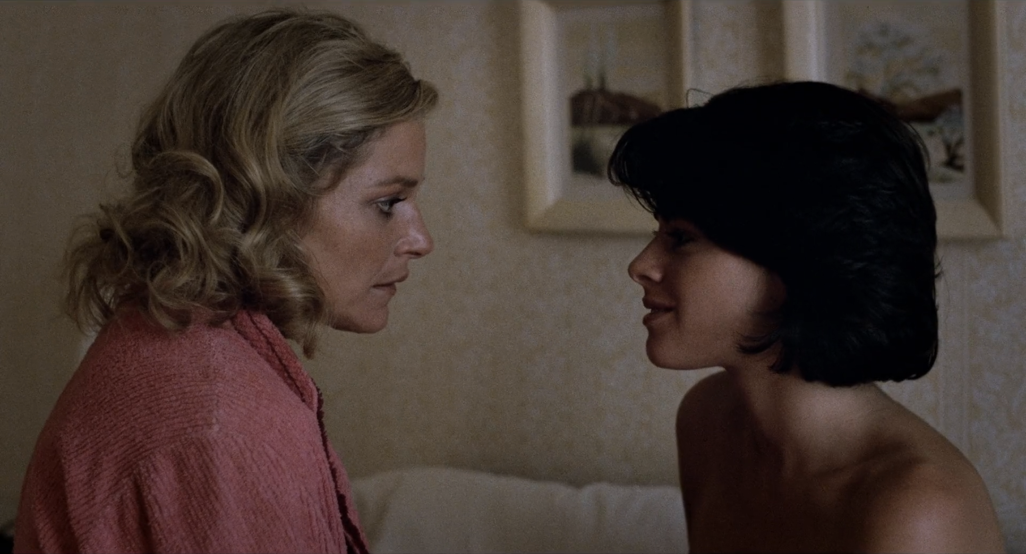 Desert Hearts sex scene: Vivian and Cay look at each other