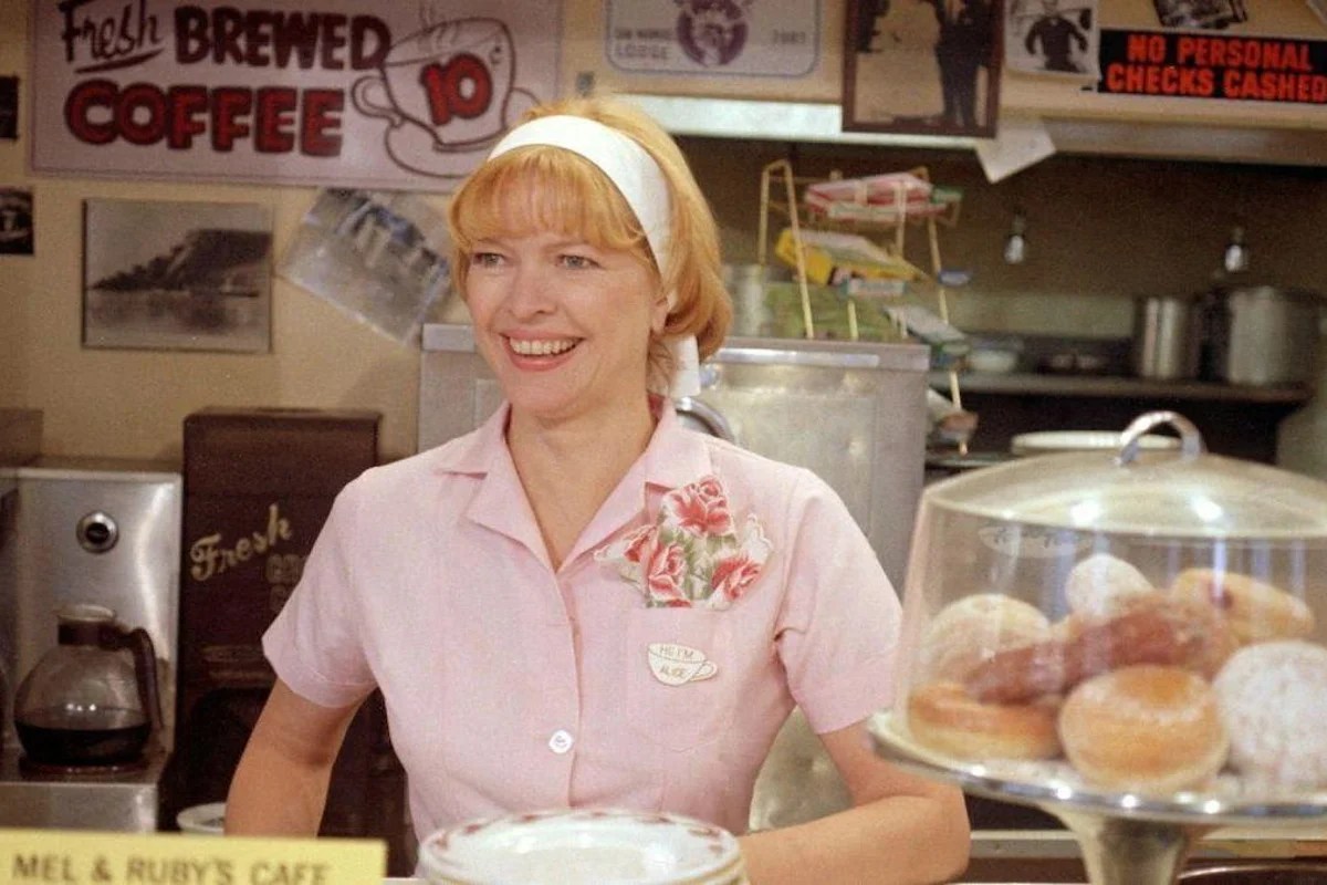 Ellen Buryston is serving pie in Alice Doesn't Live Here Anymore