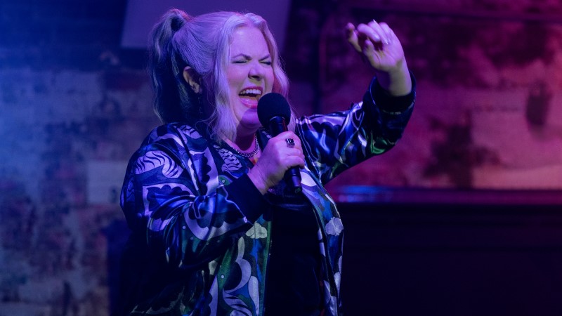 Paula Pell as Gloria in Girls 5eva. 