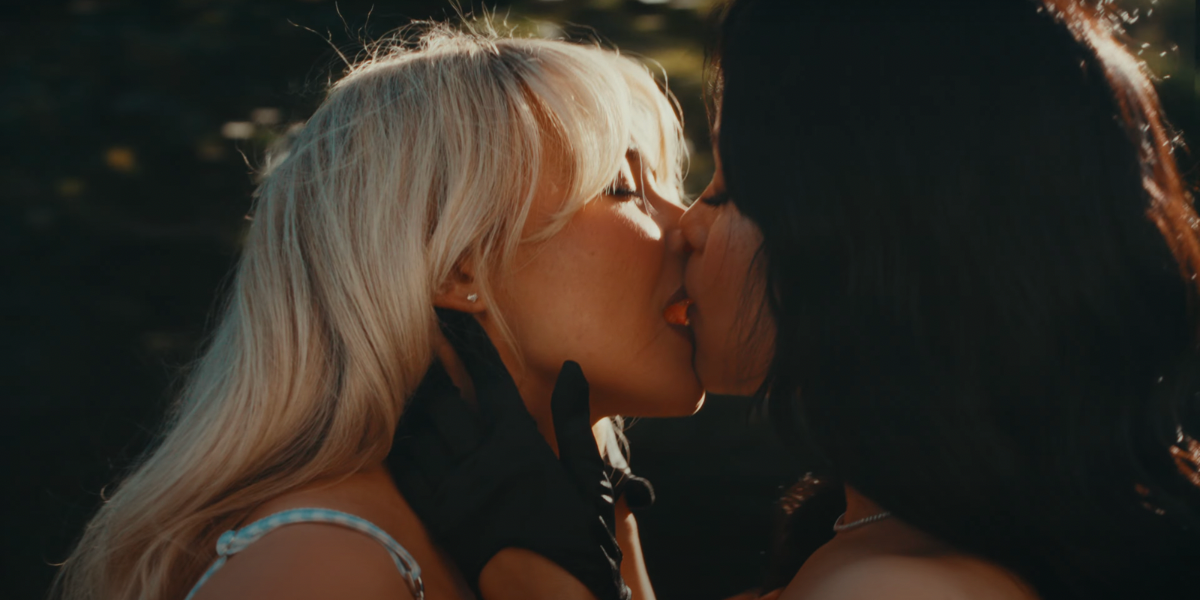 Sabrina Carpenter and Jenna Ortega make out in the video for 