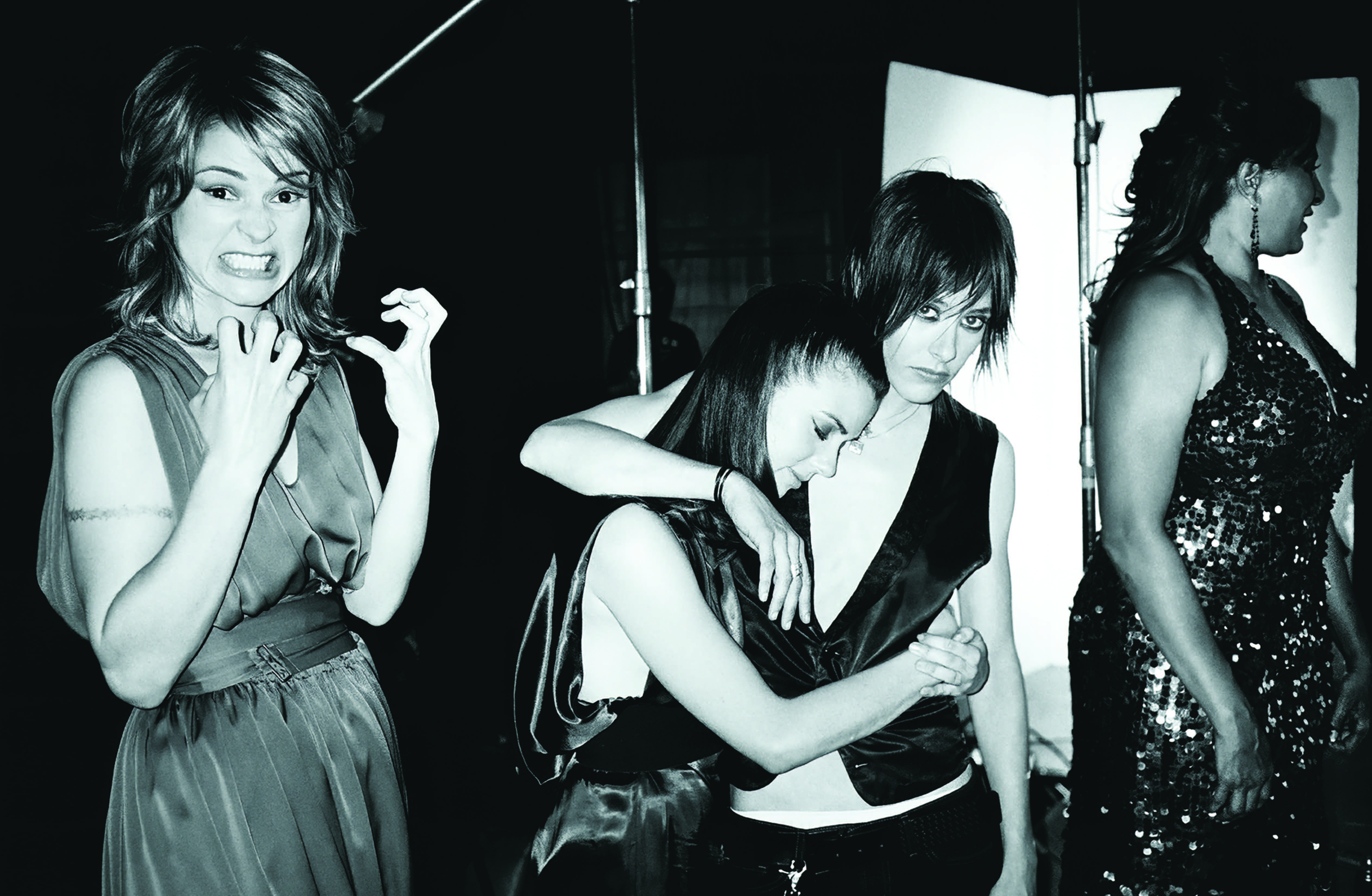 behind the scenes photo of The L Word cast