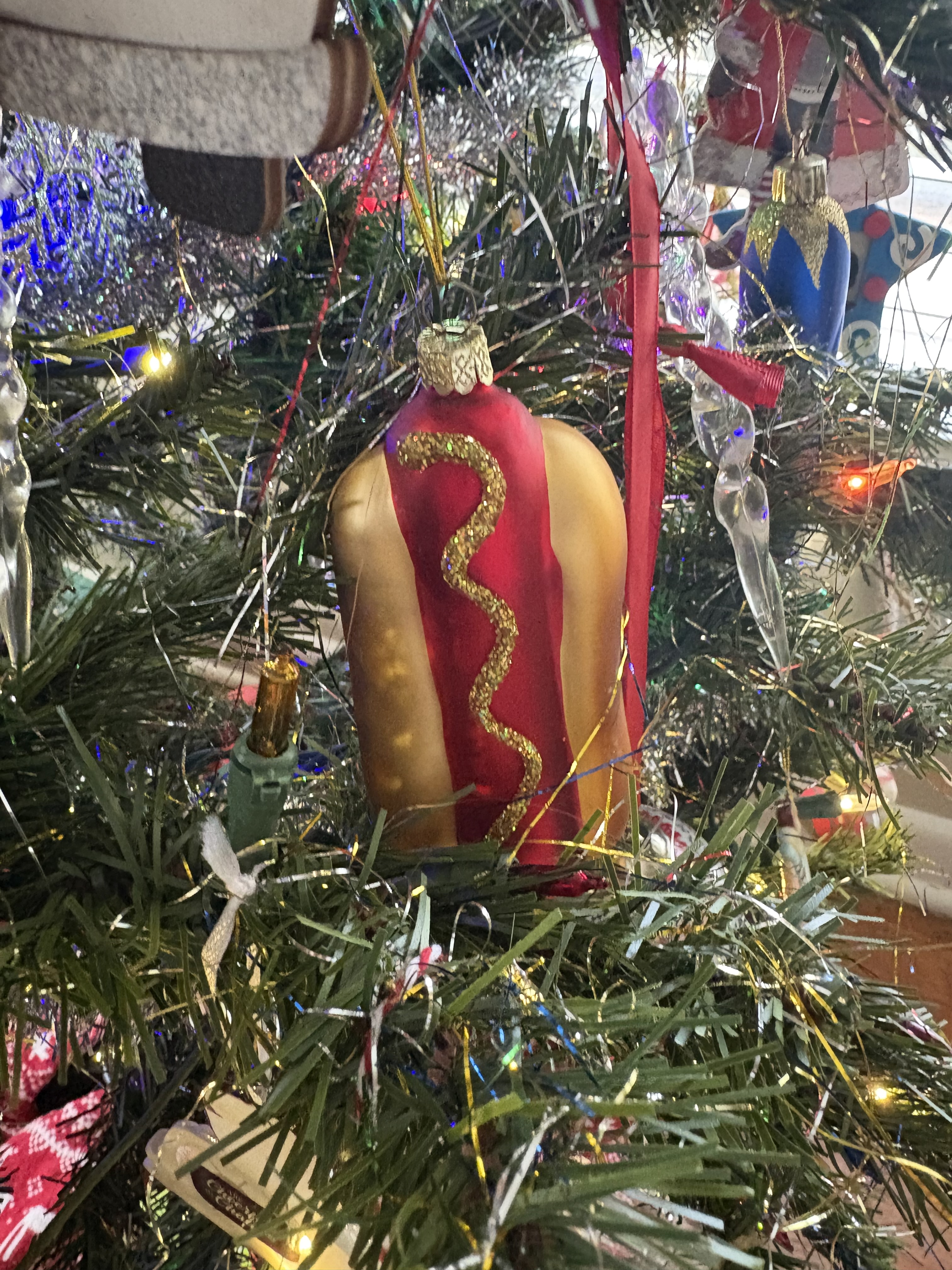 glittery hot dog