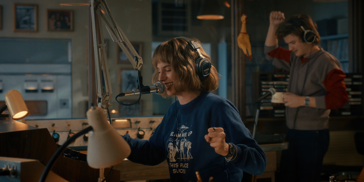 Stranger Things Robin and Steve celebrate in the DJ booth