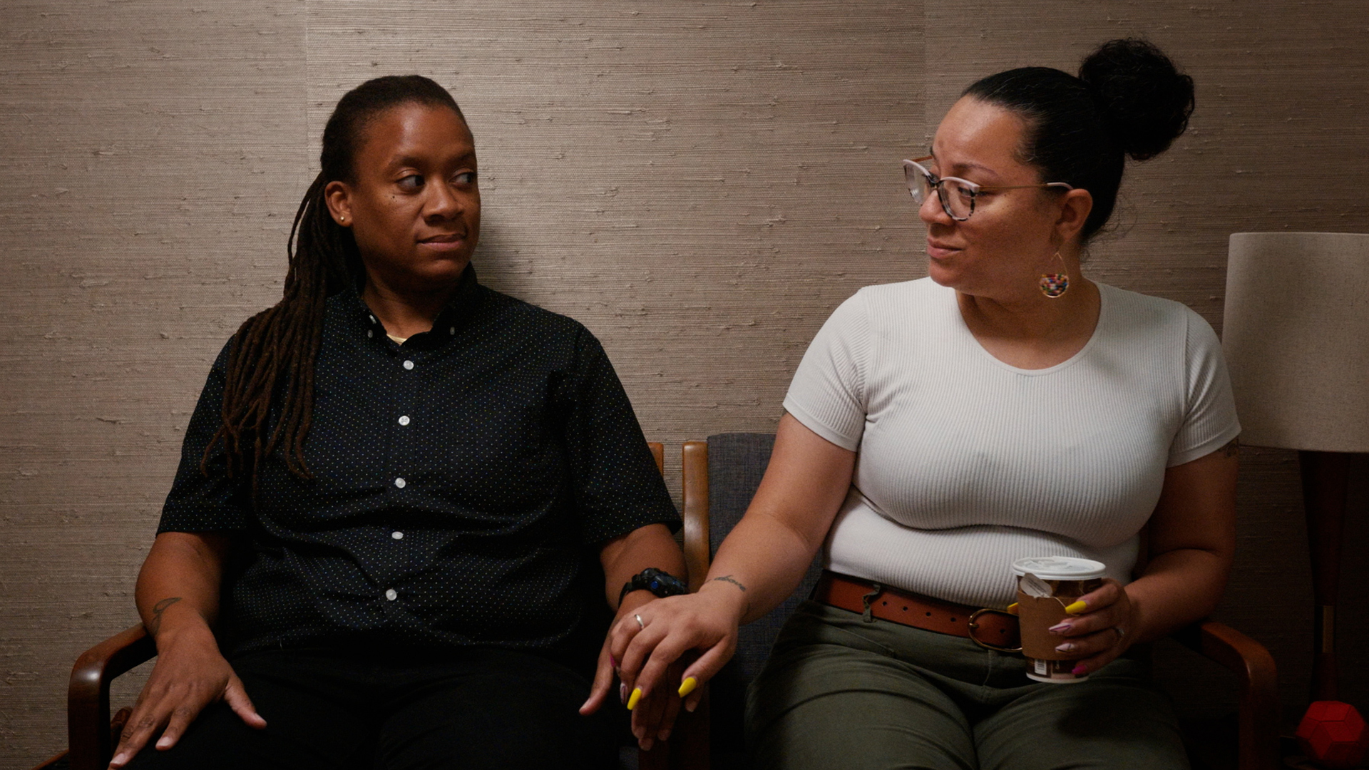 (L-R): Nessa and Drea in season 5 of Couples Therapy streaming on Paramount+, 2026. Photo Credit: Paramount+