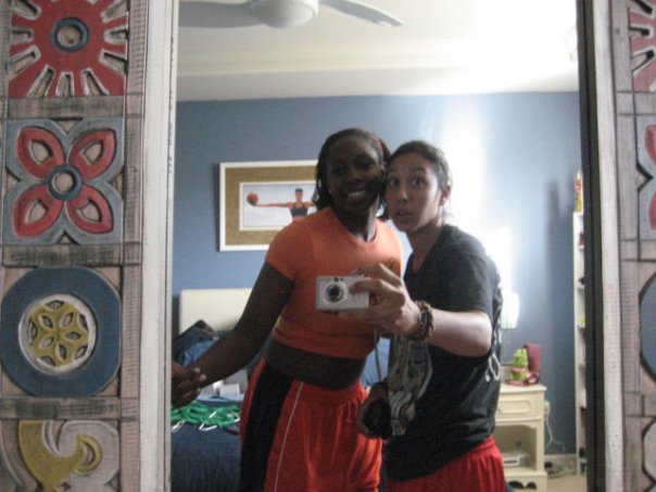 chelsea and nicol in the mirror