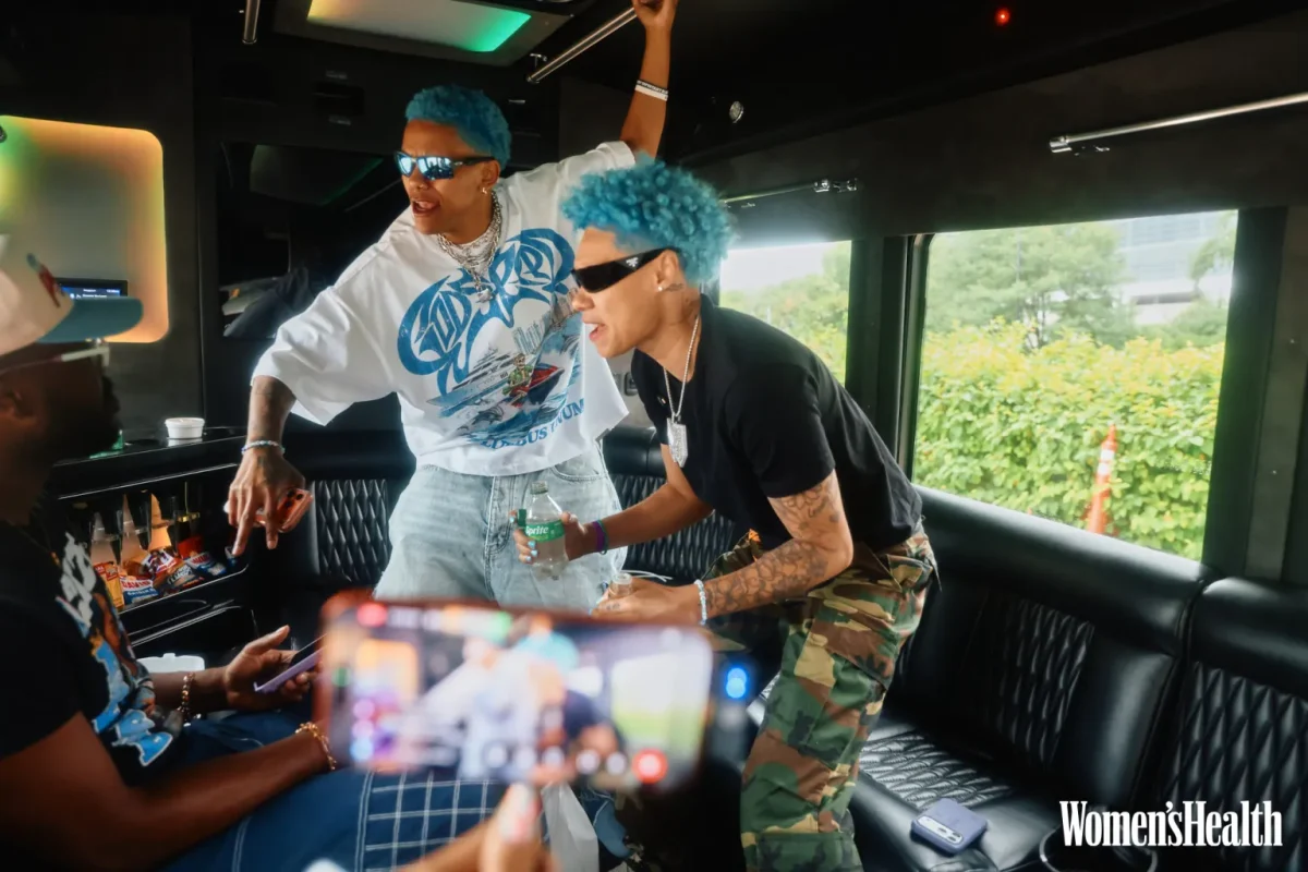 stud budz in the party bus