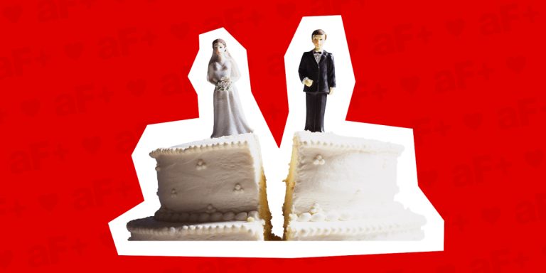 wedding cake splitting